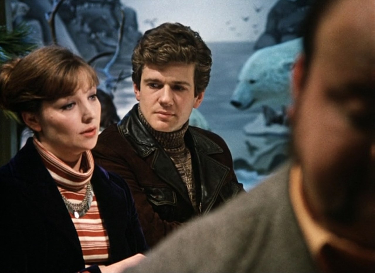 Марина (дочь Смирновского) Жизнь состоит из одних вопросов. А хочется, чтобы она состояла из одних ответов.