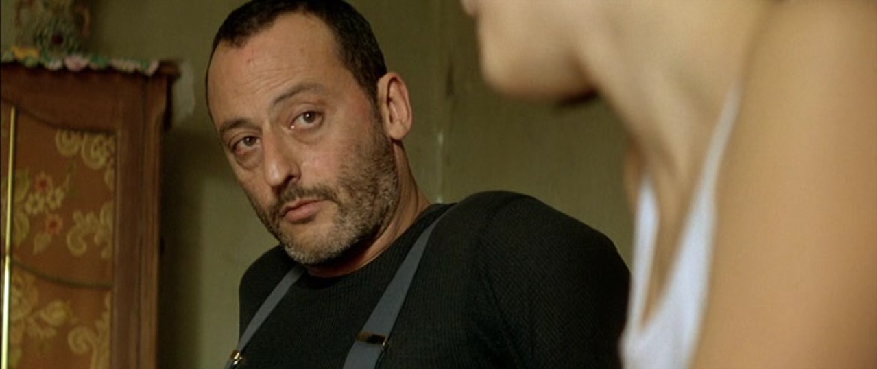 — Как спалось?
— Я никогда толком не сплю, только вполглаза.
— Да? Никогда не слышала, чтоб спящий вполглаза так храпел.