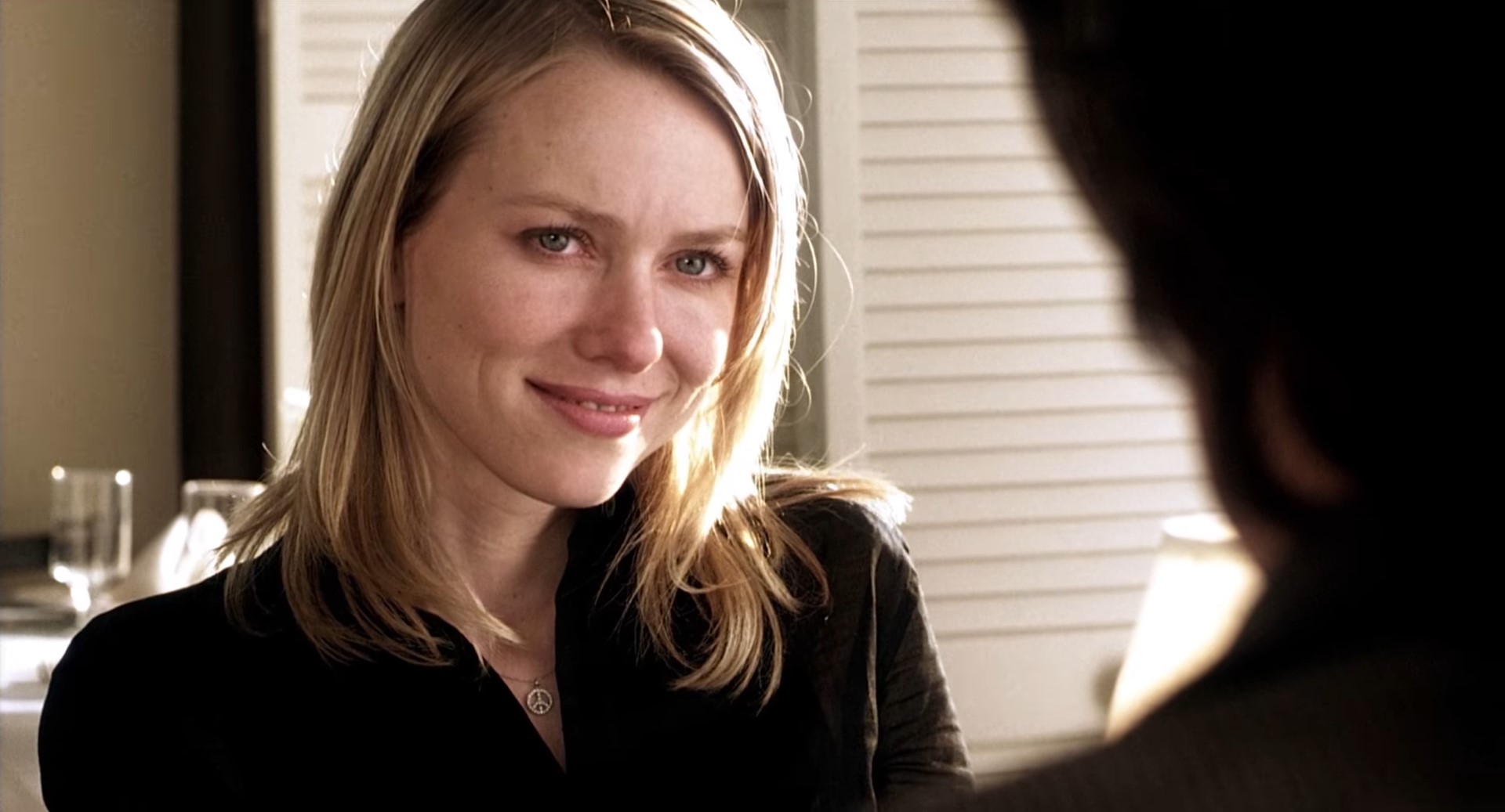 Должно случиться так много вещей, чтобы два человека могли встретиться. В этом суть математики.