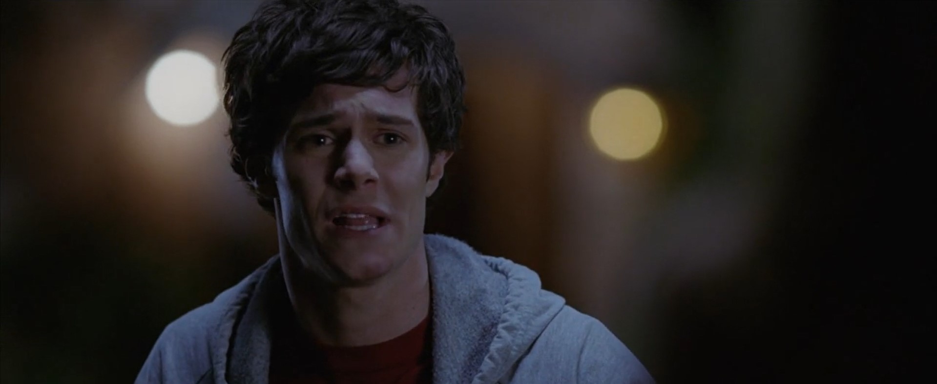 В нашей жизни все не так просто. Все запутано: черт ногу сломит, — и далеко не всегда твои ожидания сбываются! От всего этого бывает страшно, но не позволяй твоим страхам оболванить тебя!