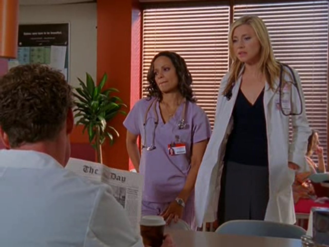 Доктор Перри Кокс Карла Эспиноса — Доктор Кокс, вы должны помочь Джей Ди вылезти из депрессии!
— Знаете, обычно я вам говорю «нет», но сегодня в виде исключения я вам скажу «НЕ-Е-Е-Т!»