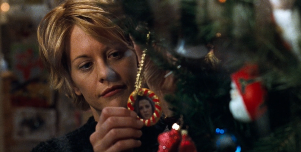 Под Рождество мне особенно не хватает мамы. Но в этот год тоска острее, потому что мне нужен её совет. Чтобы она приготовила мне какао и сказала, что скоро эта чёрная полоса пройдёт.