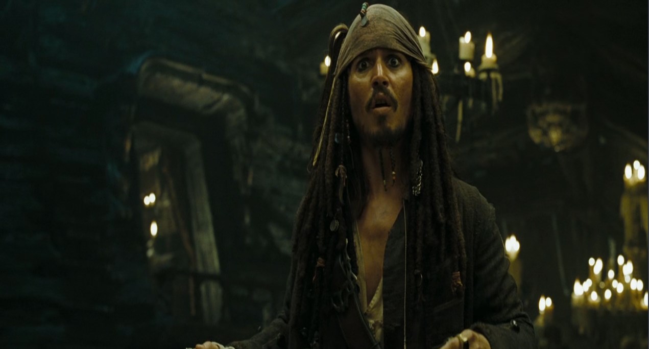 — Но ты же обычно сбегал с поля боя!
— Вот и нет!
— Вот и да!
— Вот и нет!
— Вот и да! Сам знаешь об этом!
— Вот и нет! Клевета и ложь! Просто я следовал благороднейшей из пиратских традиций. Я полагаю, что сейчас нам следует поступить так же — завязать бой, а потом сбежать.