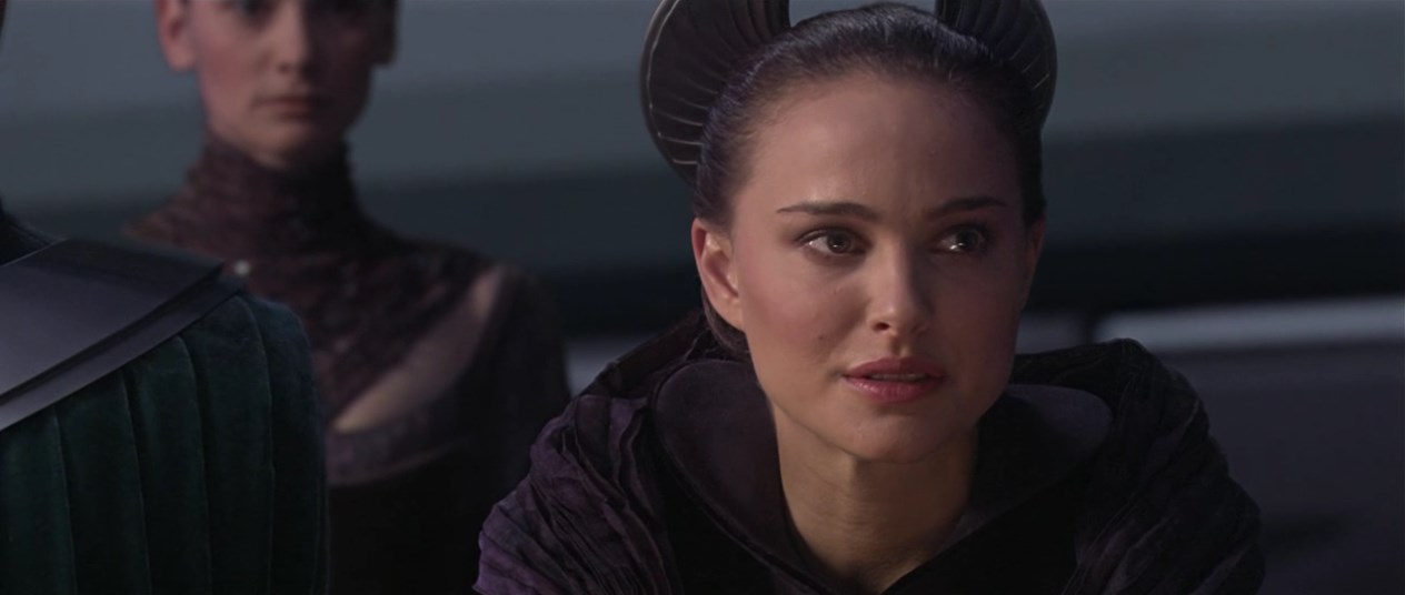 Падме Амидала Вот так и умирает свобода — под гром аплодисментов...