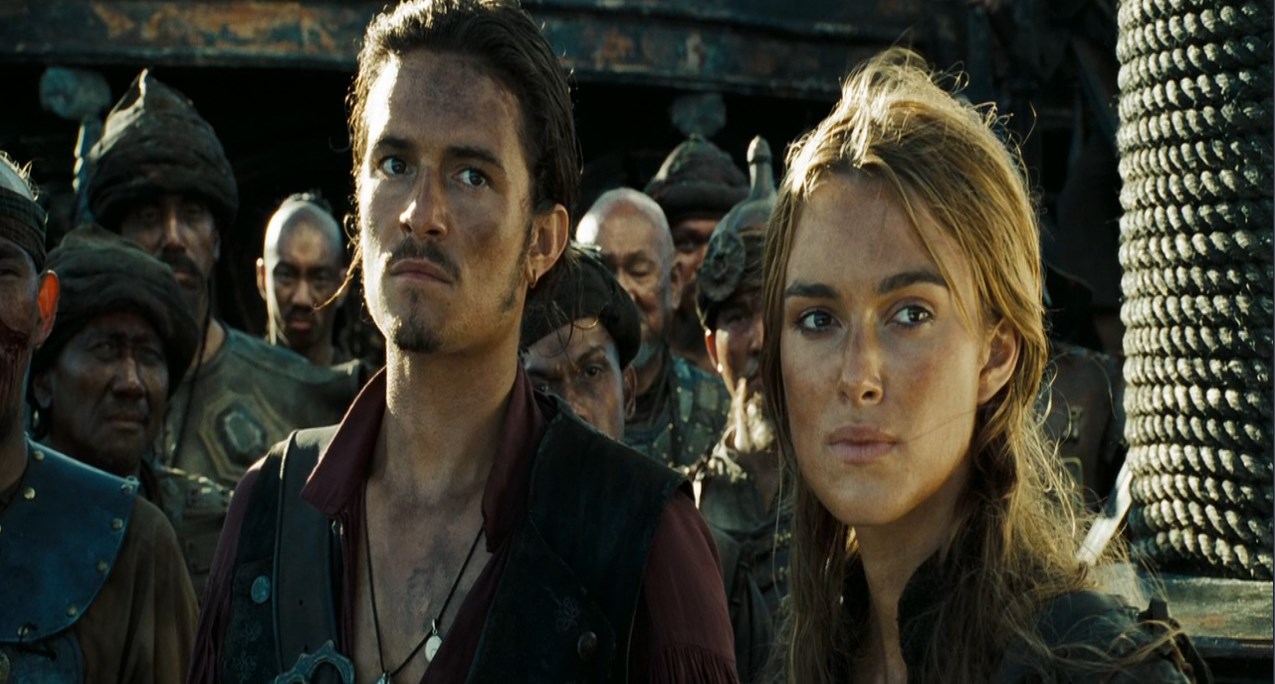 Он желает Жемчужину! Капитану Тернеру нужна Жемчужина! А тебя грызет совесть! А ты со своим советом братства! Хоть кто-то спасал меня потому, что соскучился?!