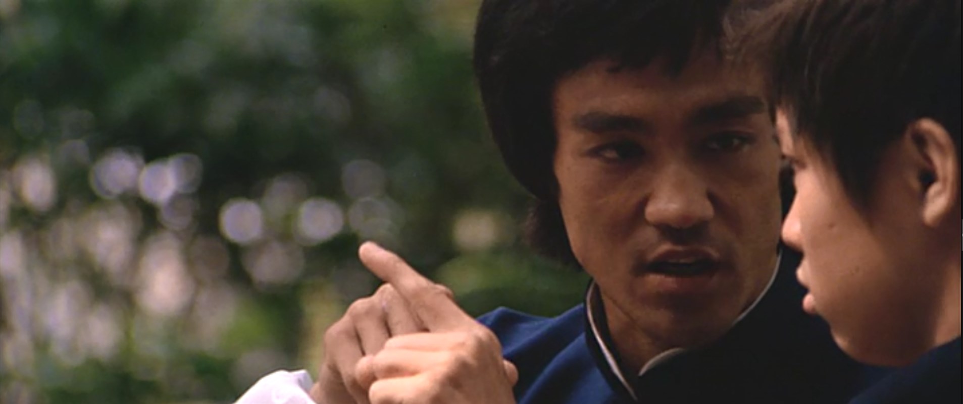 Это как палец, указывающий путь к Луне. Не концентрируй внимание на пальце, иначе упустишь божественное зрелище.