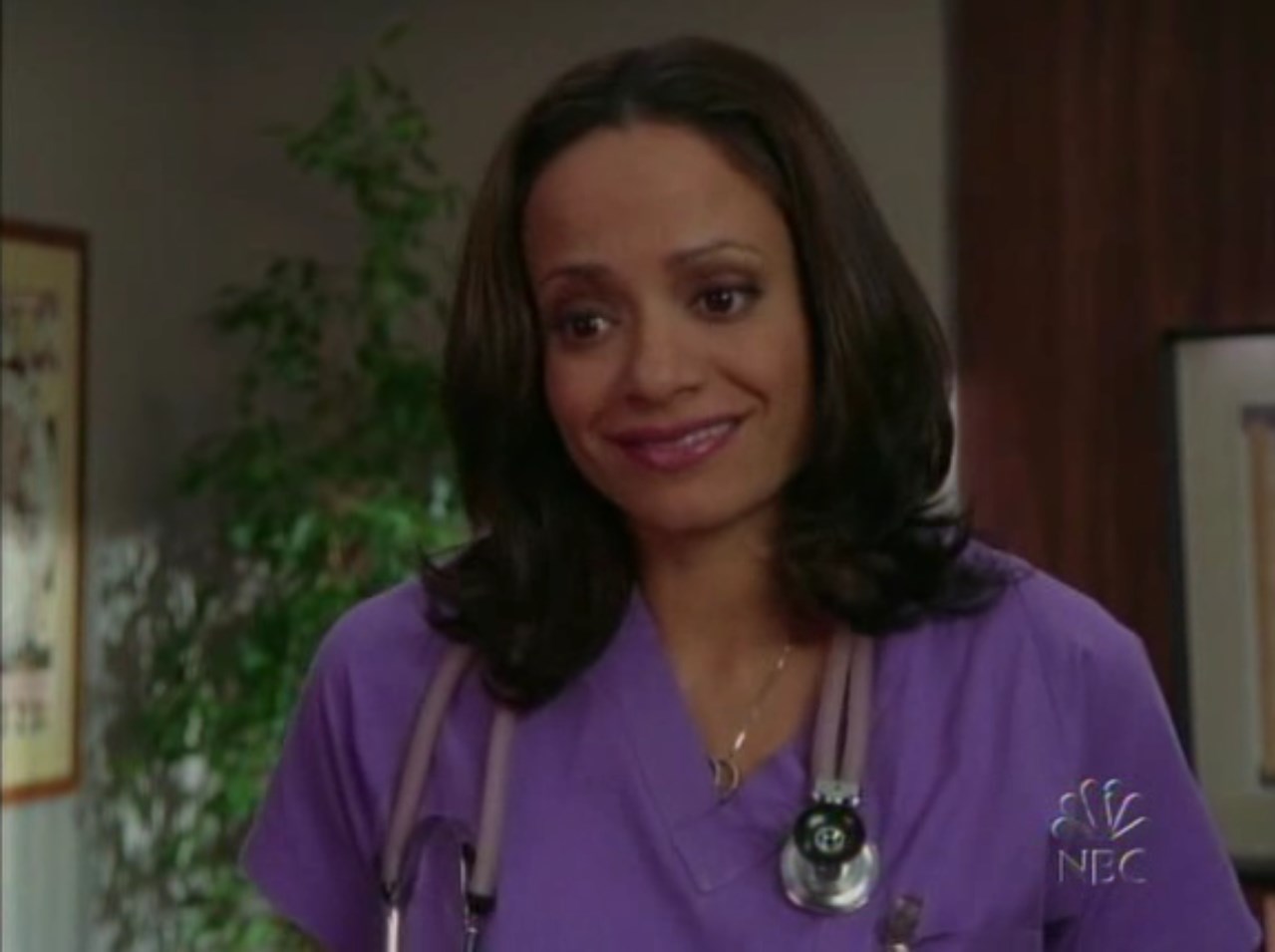 — Зато Вы хоть плакать перестали.
— Не совсем, просто у меня больше не получаются слёзы, я намеренно себя обезвожил. Это рискованно, но доктор Джарвис утверждает, что я буду в порядке.
— Рядом с вами никого нет.
— Да? Тогда мне нужна капельница...