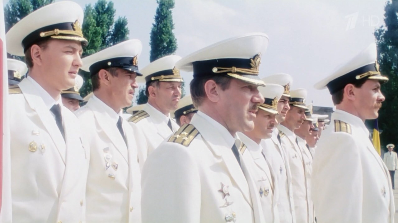 — Капитан 3-го ранга Иванов!
— Я!
— Кость лобковая…