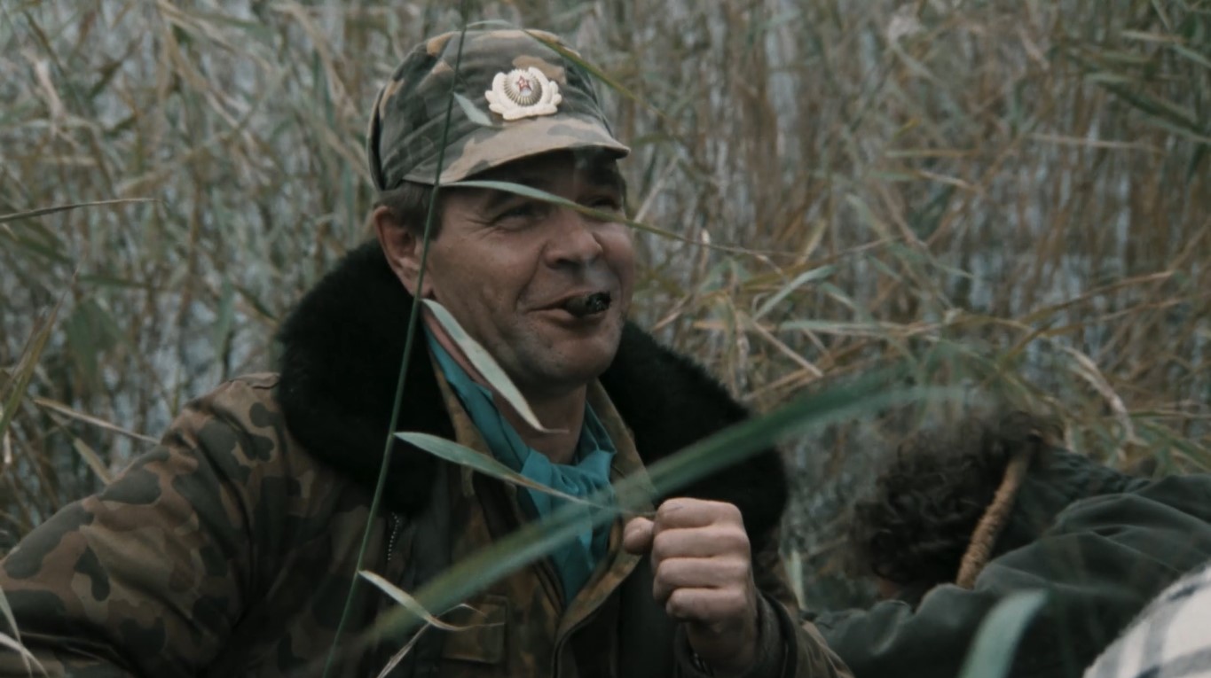 егерь Кузьмич генерал Иволгин (Михалыч) — Кузьмич, ты что, финский усвоил?
— Какой финский?
— Ну, он же по-фински говорит...
— Кто по-фински говорит?
— Ну, он же финн!
— Кто финн?
— Я!