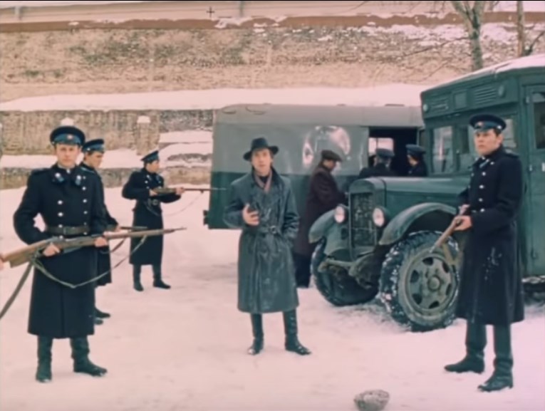 А теперь Горбатый! Я сказал, Горбатый!