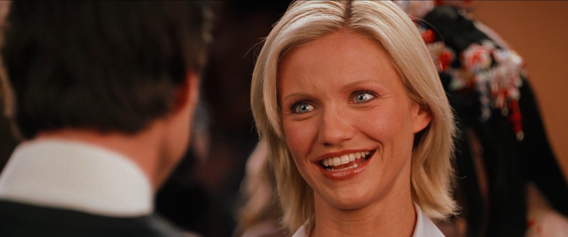 — Может быть, в четверг?
— Обожаю четверг!
— Я добуду билеты.
— Обожаю билеты!