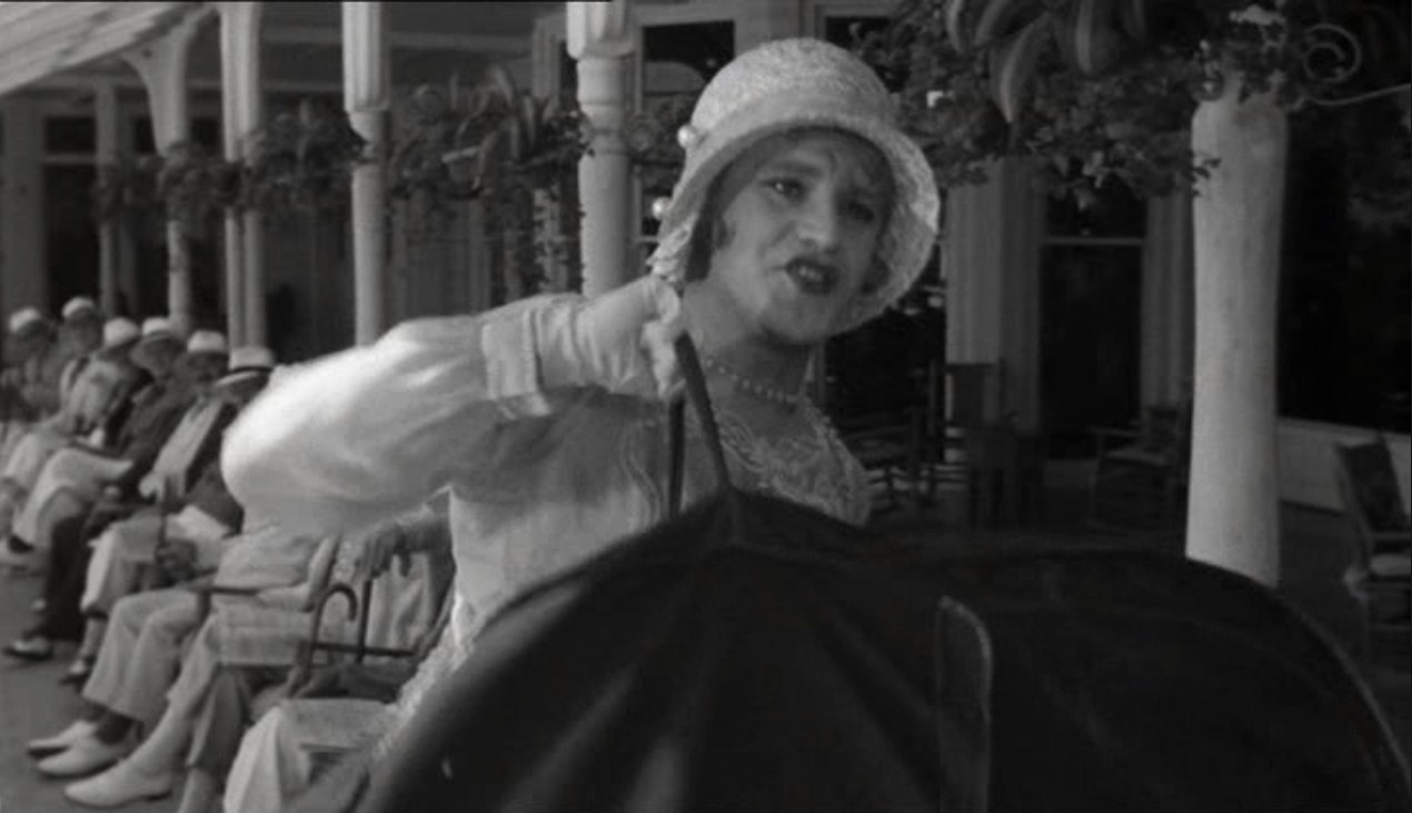 — Перед вами Озгуд Филдинг Третий!
— А я Золушка Вторая!