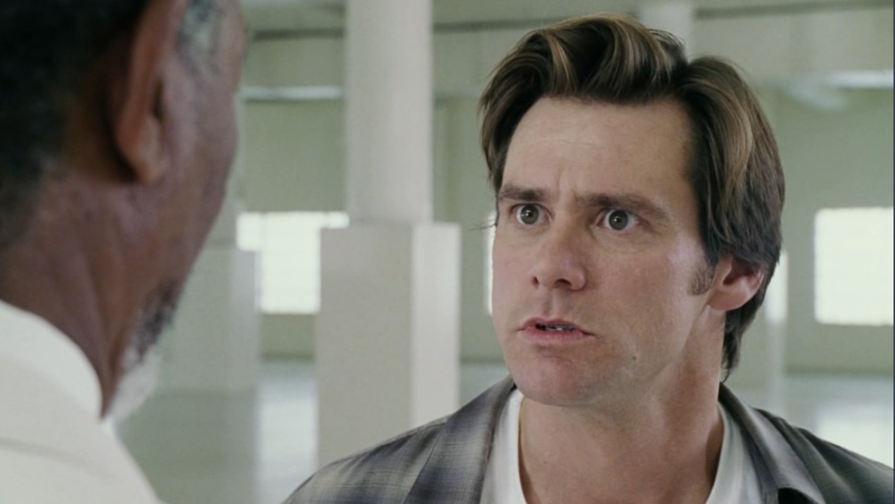 — Постой, постой, не подходи! Я серьёзно! Когда меня загоняют в угол, я зверею! Я не хочу тебя покалечить, но инстинктивно я это сделаю.
— В пятом классе тебя поколотила девочка.
— Да, но она была огромная. Она была второгодница.
— И тебя ослепило солнце...