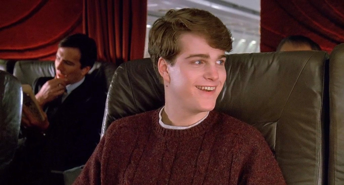 подполковник Фрэнк Слэйд Чарли Симмс — Вы очень любите женщин, полковник.
— О, больше всего на свете. Только потом, далеко на втором месте — Феррари...