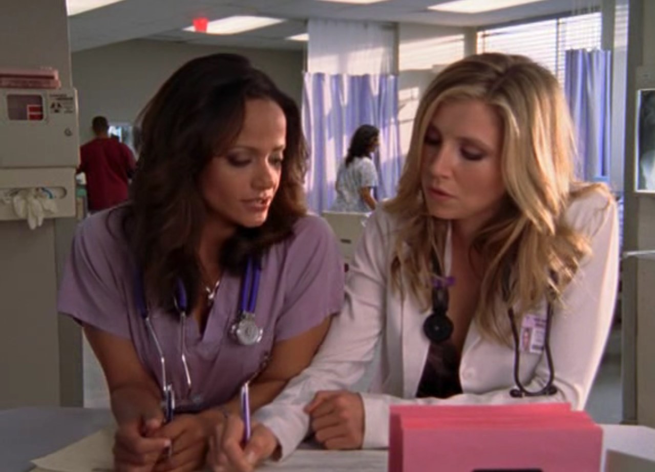 — Ну как там Кит?
— Привет, Карла. Привет, мерзкая шлюха.
— Уже лучше. Раньше это была тупая мерзкая шлюха. Всего несколько дней, а от одного прилагательного он уже отказался.
— Ух ты, может, к выходным ты станешь просто шлюхой?