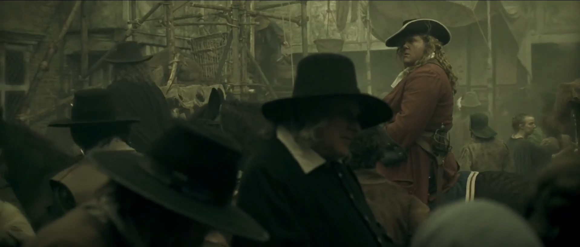 — Если он сильно пьян, всё будет очень просто. Если же он немного выпивший — будьте осторожны.
— А если он трезв?
— Значит это не он.