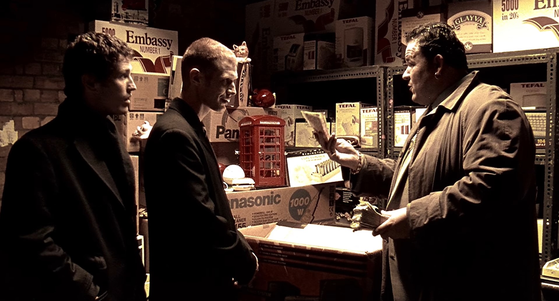 Ник «Грек» «Толстый» Том — Сто фунтов всё равно сто фунтов.
— Нет. Если цена двести фунтов. И уж никак нет, если у тебя в кармане годовой бюджет Либерии.