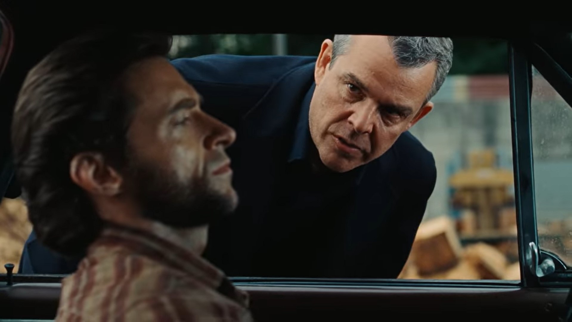 — Ты нужен своей стране!
— Я — канадец!