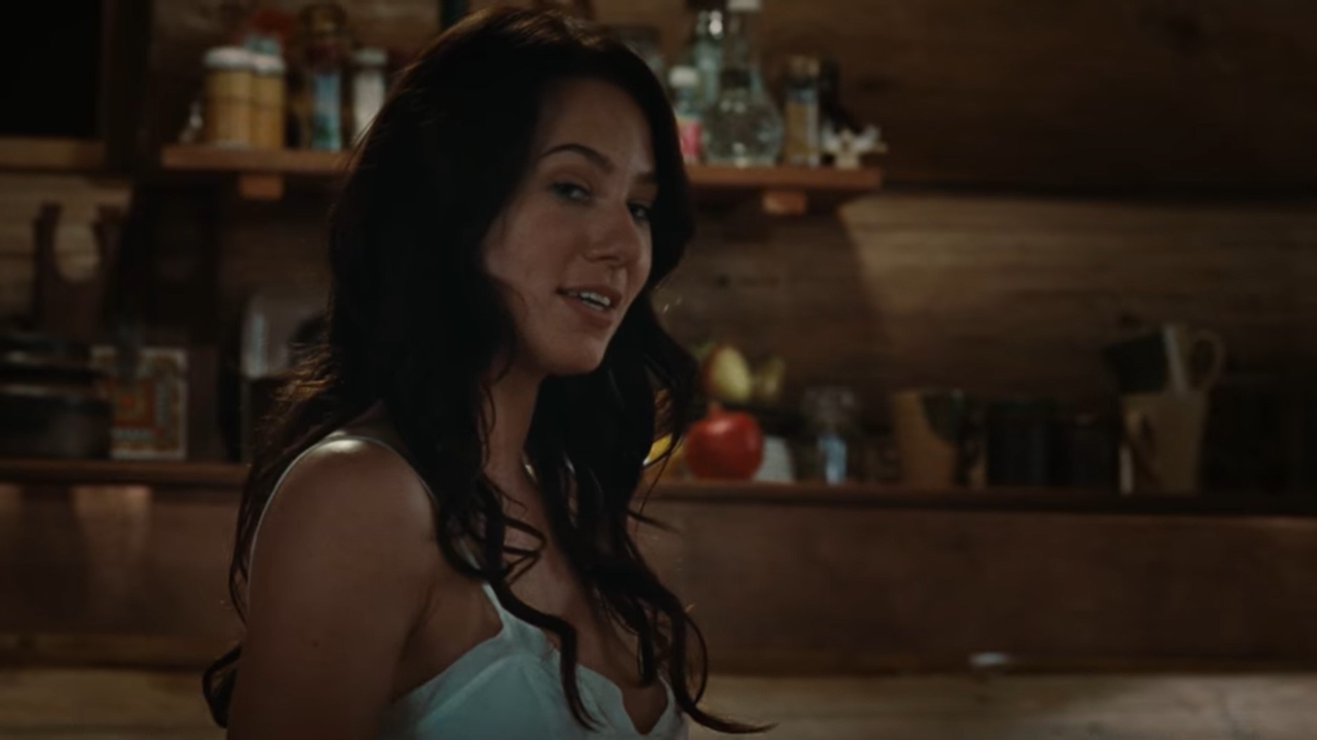 Джеймс «Логан» Хоулетт / Росомаха Кайла Сильверфокс — Знаешь, почему луна одинока?
— Нет.
— Она когда-то любила…