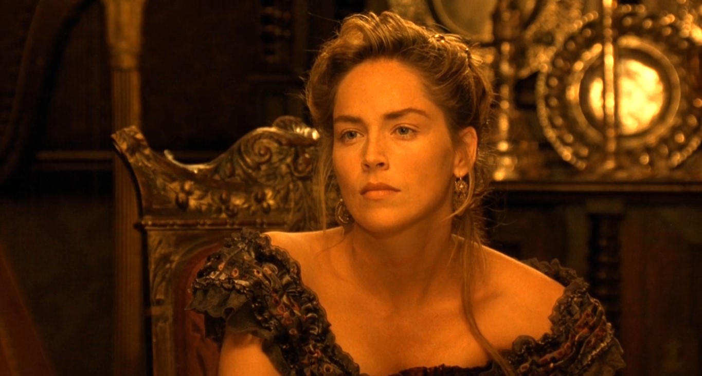 — Я был женат. На прекрасной женщине. Она мне изменяла.
— Где она теперь?
— Я же сказал: она мне изменяла.